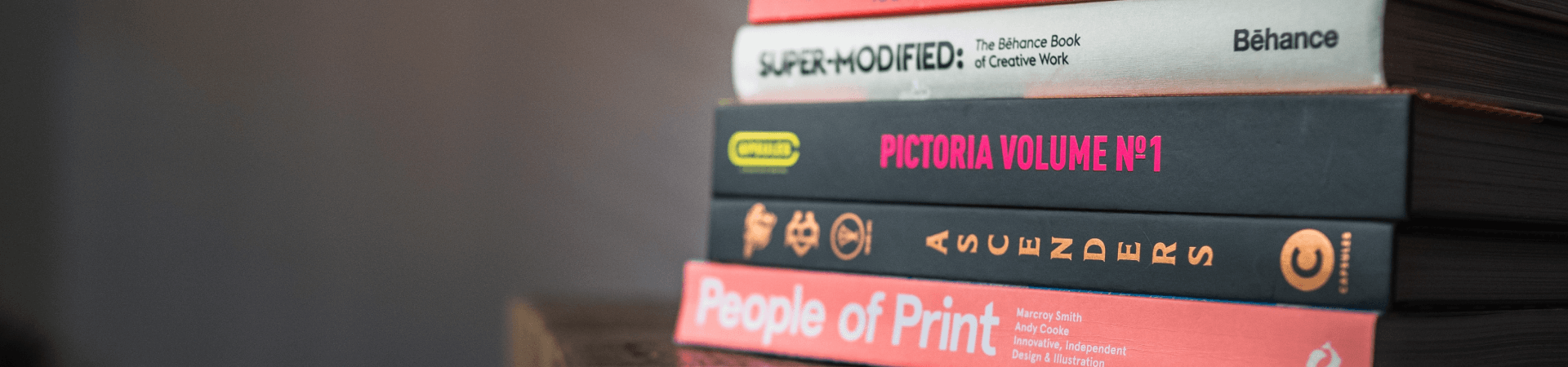 7 geniale bøger om grafisk design, som du skal have i din samling